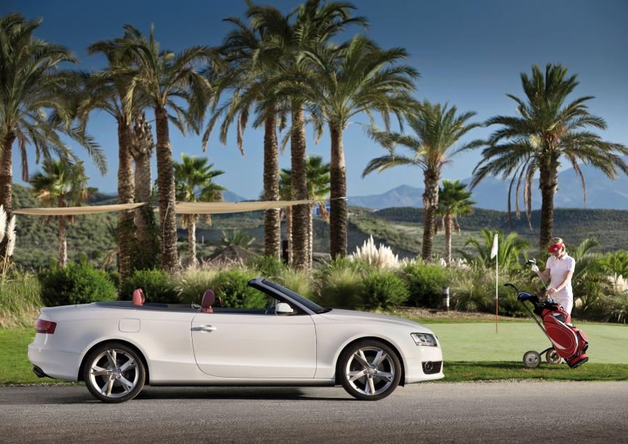  Audi A5 Cabriolet 3.0 TDI 2009 года  (фото 52 из 72)